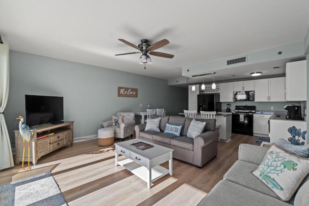 Living Right At Laketown Wharf #1016 By Nautical Properties Panama City Beach Eksteriør billede