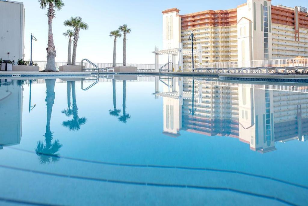 Living Right At Laketown Wharf #1016 By Nautical Properties Panama City Beach Eksteriør billede